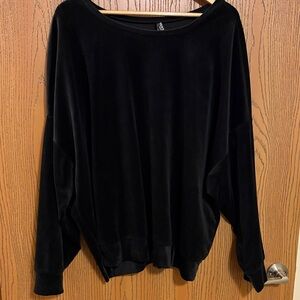 Black velvet comfy sweatshirt